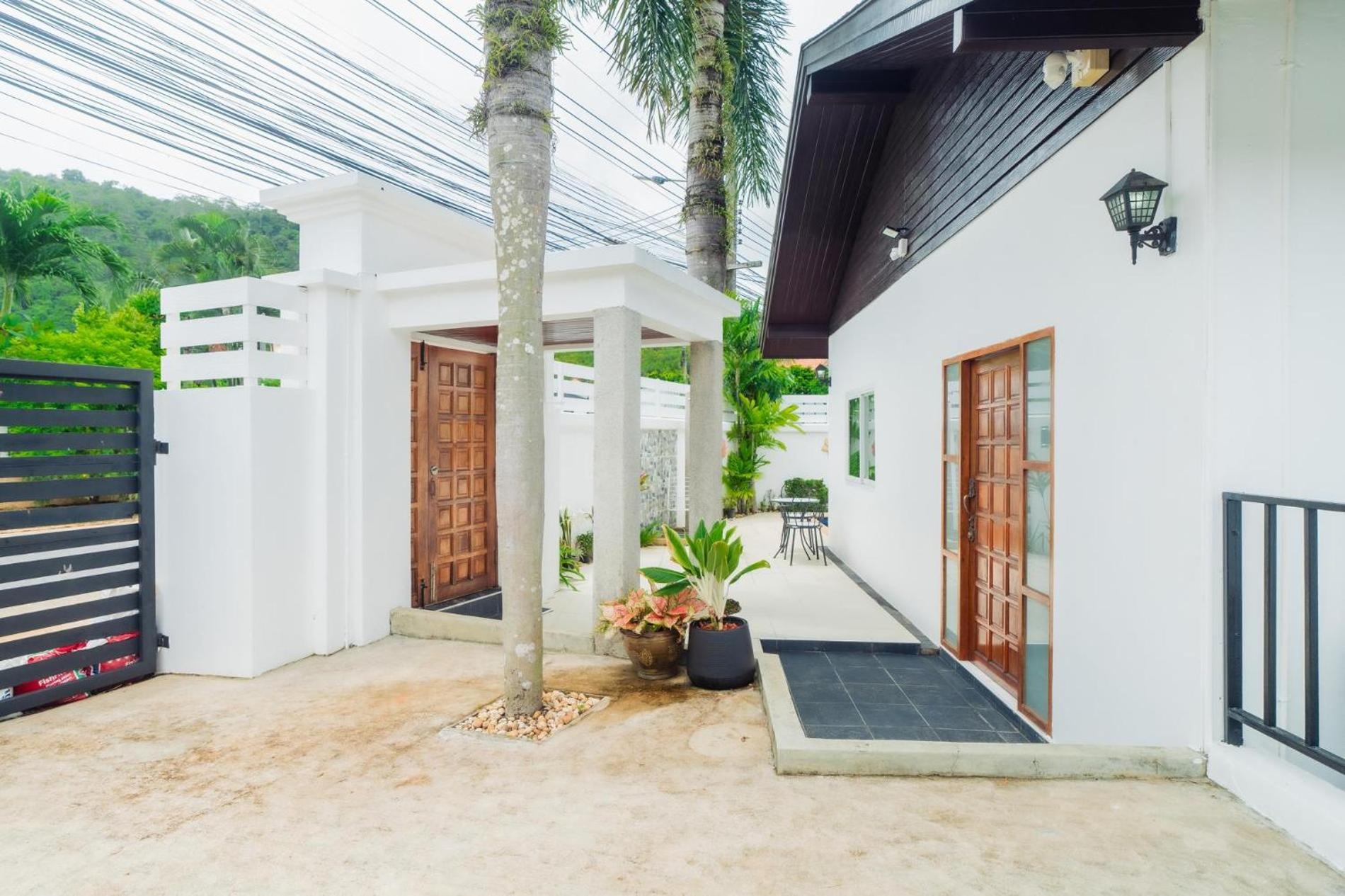 Jasmine Pool Villa In Nai Harn Rawai Экстерьер фото